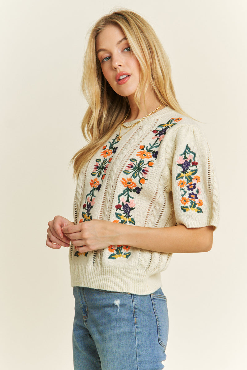 Floral Embroidery Pullover